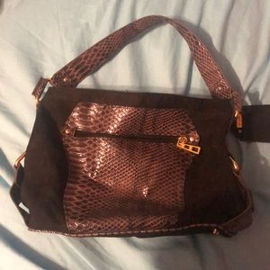 Daisy Fuentes Shoulder bag